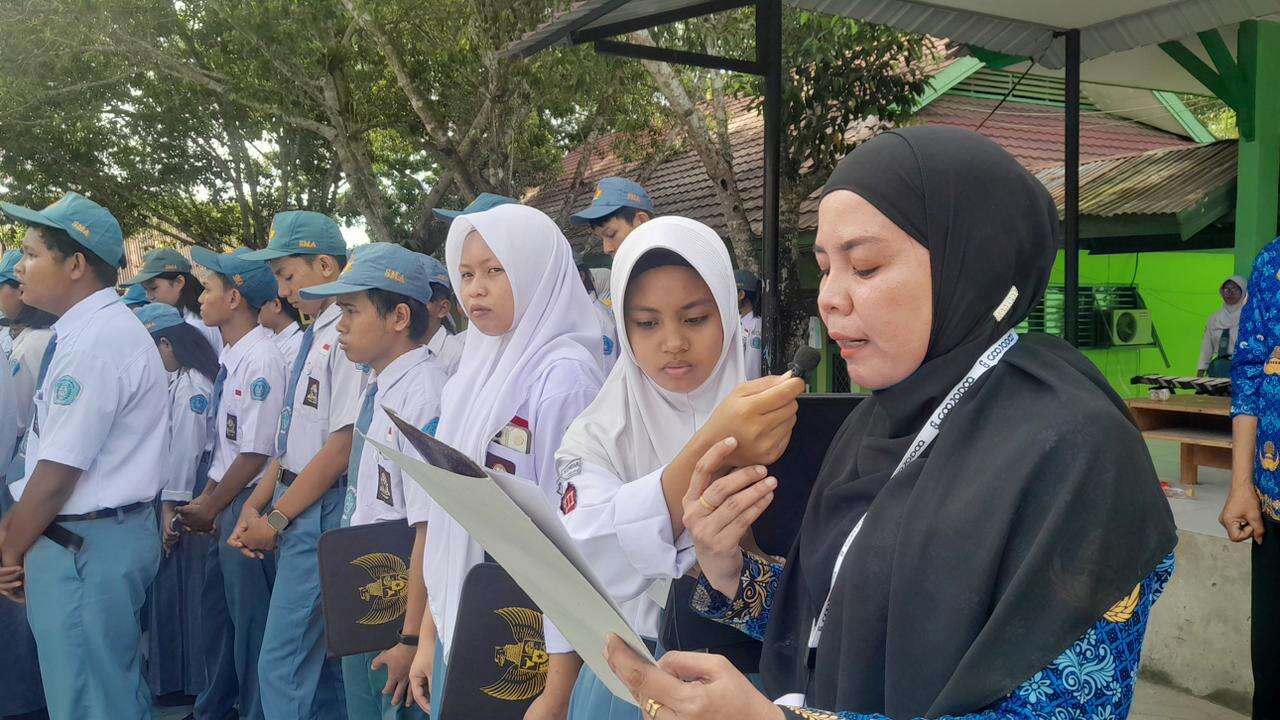Upacara Memperingati Hari Pahlawan 10 November 2025